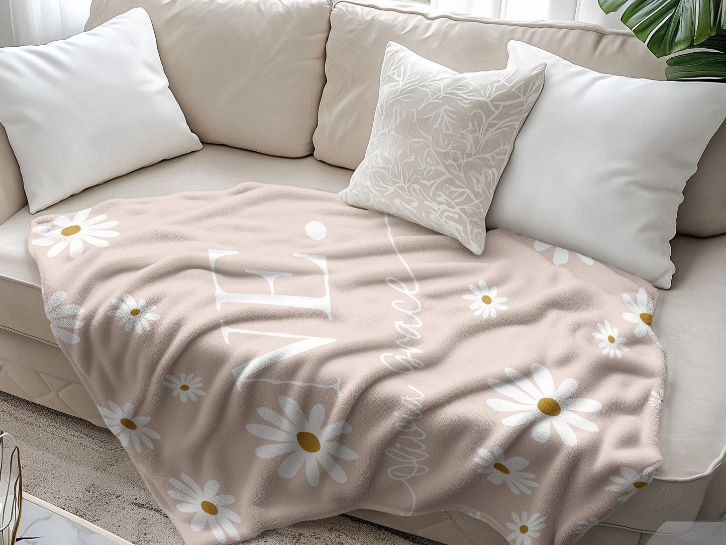 Personalised 1st Birthday Baby Girl Blanket Daisy
