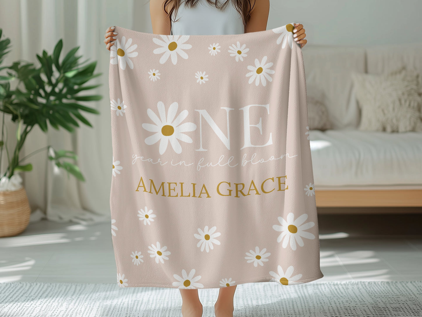 Personalised 1st Birthday Baby Girl Daisy Blanket