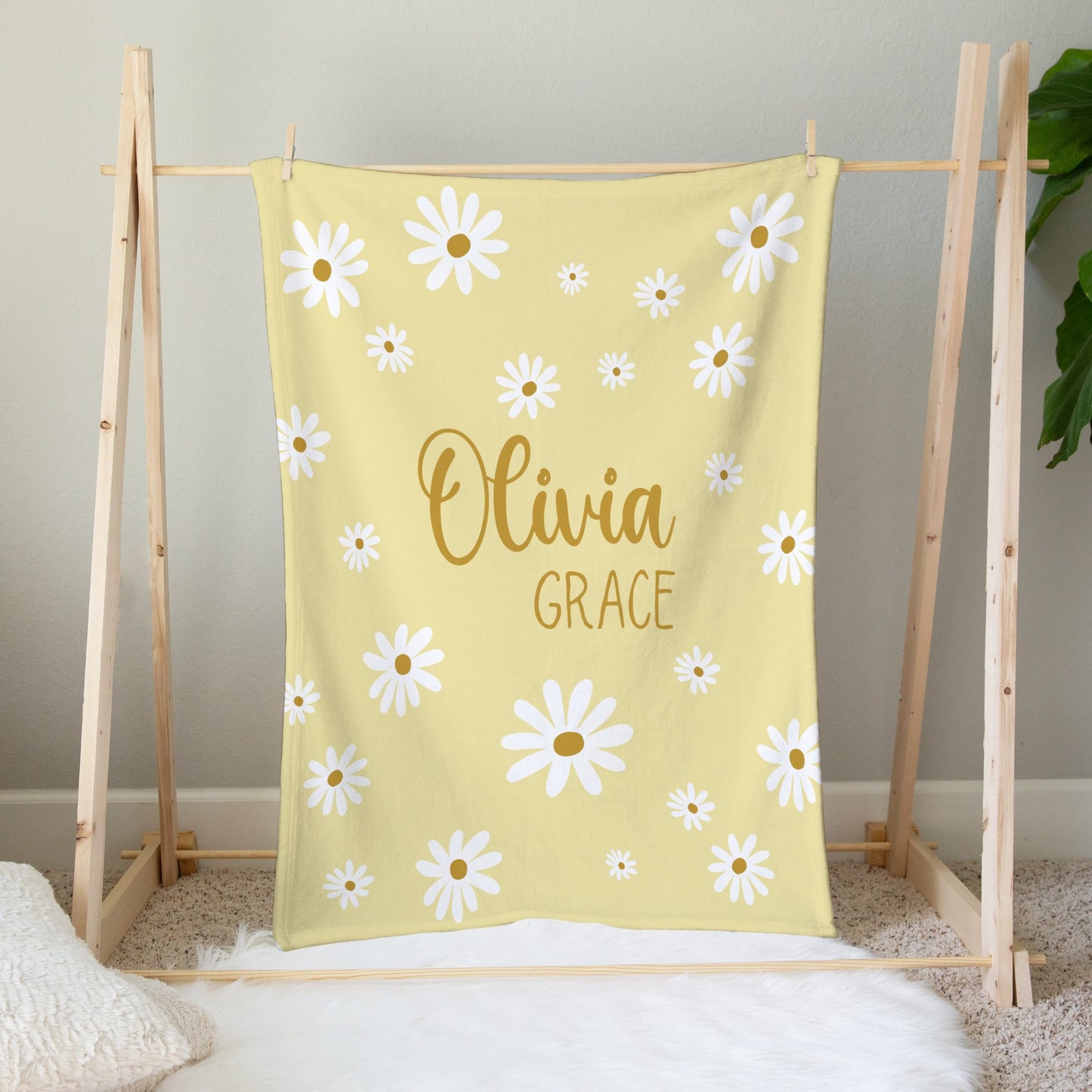 Personalised Cream Yellow Daisy Blanket