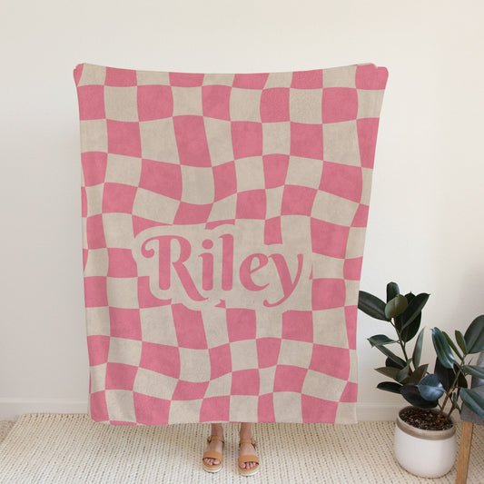 Personalised Pink Wavy Checkered Blanket